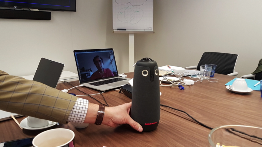 An Owl for meetings